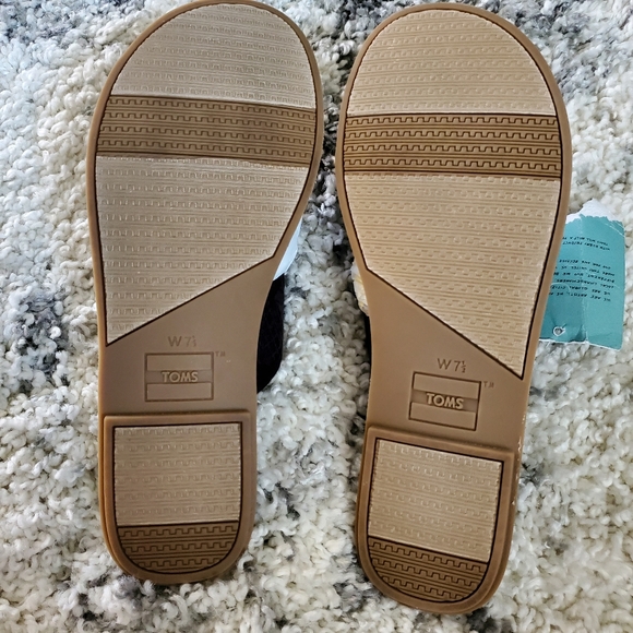 Toms Viv Slide Sandals - Picture 6 of 6